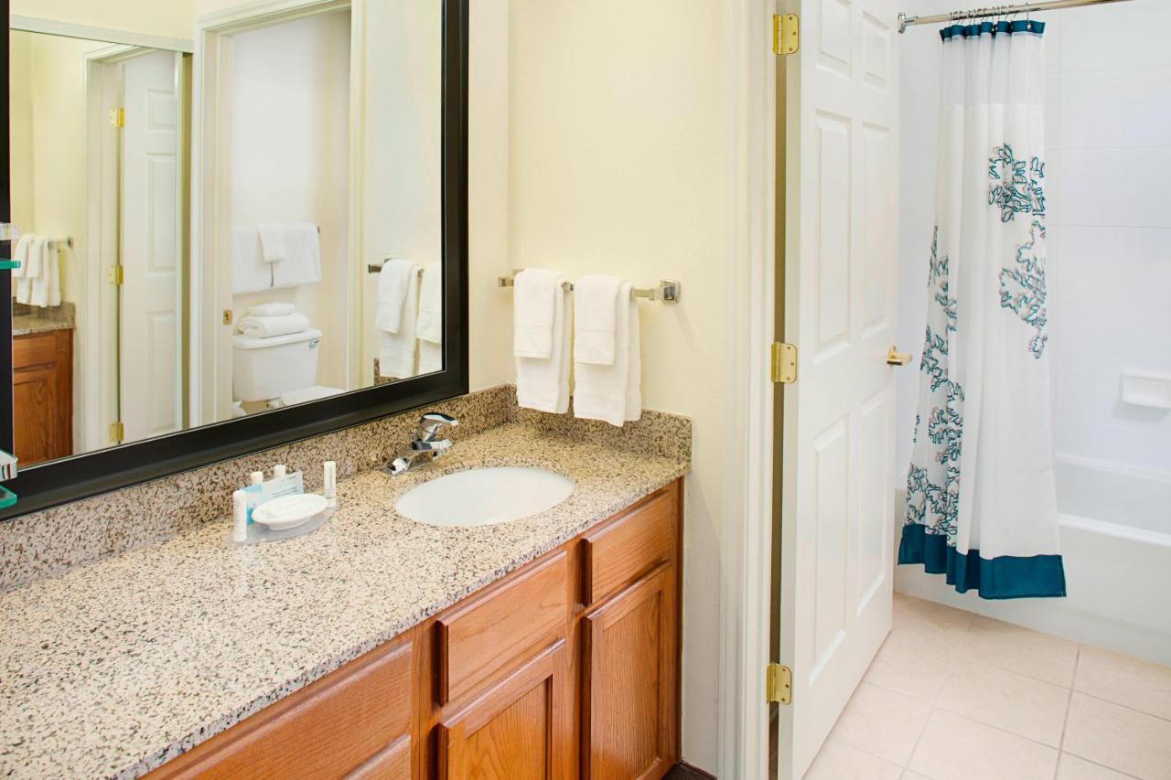 Residence Inn Dallas Park Central Eksteriør billede