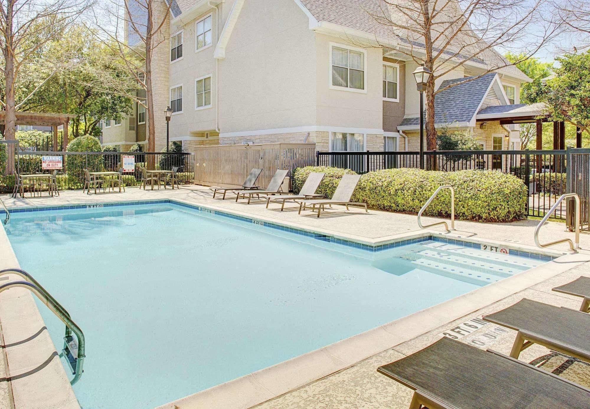 Residence Inn Dallas Park Central Eksteriør billede